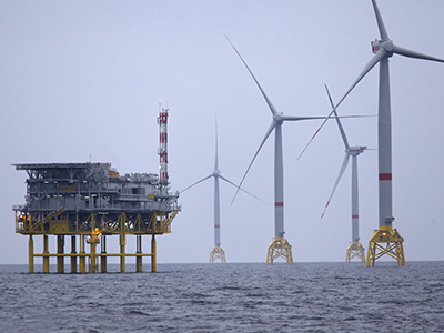 foto noticia Iberdrola pone en marcha el parque eólico marino de Wikinger en Alemania. La inversión en el proyecto asciende a unos 1.400 millones de  euros.